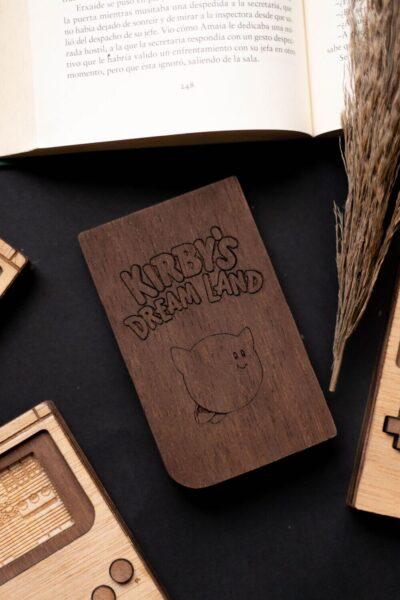 3473943837 Wood Game Boy "Kirby"