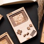 3473952962 Wood Game Boy "Kirby"
