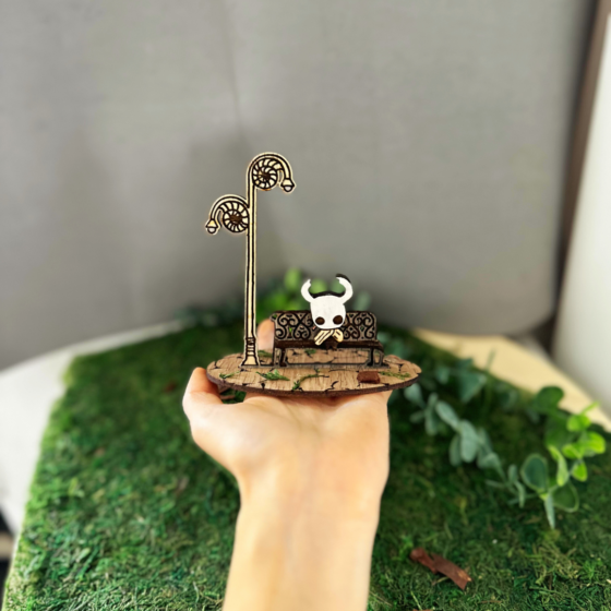 2 Standee compuesto "Little Hollow"